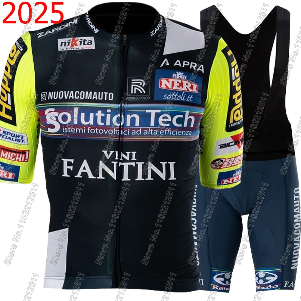 Cycling Commuter Shorts - Team Solution Tech - Vini Fantini